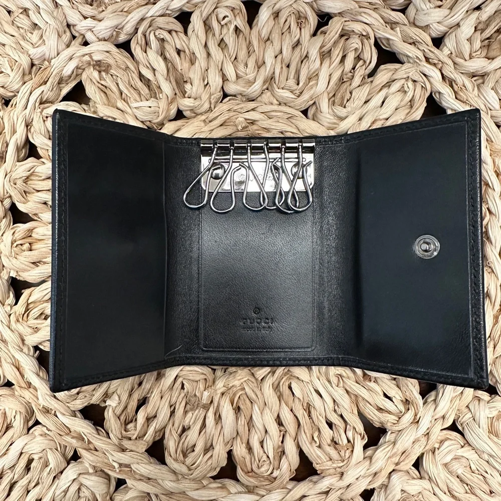 Gucci Black Canvas 6 Ring Key Holder Case